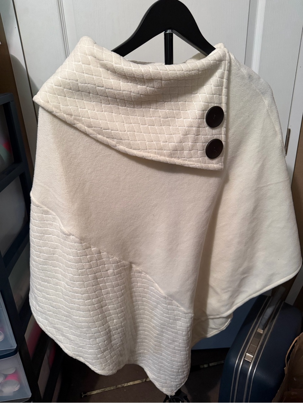 Moda Ivory Embossed Quilted Shawl Cape Embossed Collar with decor buttons